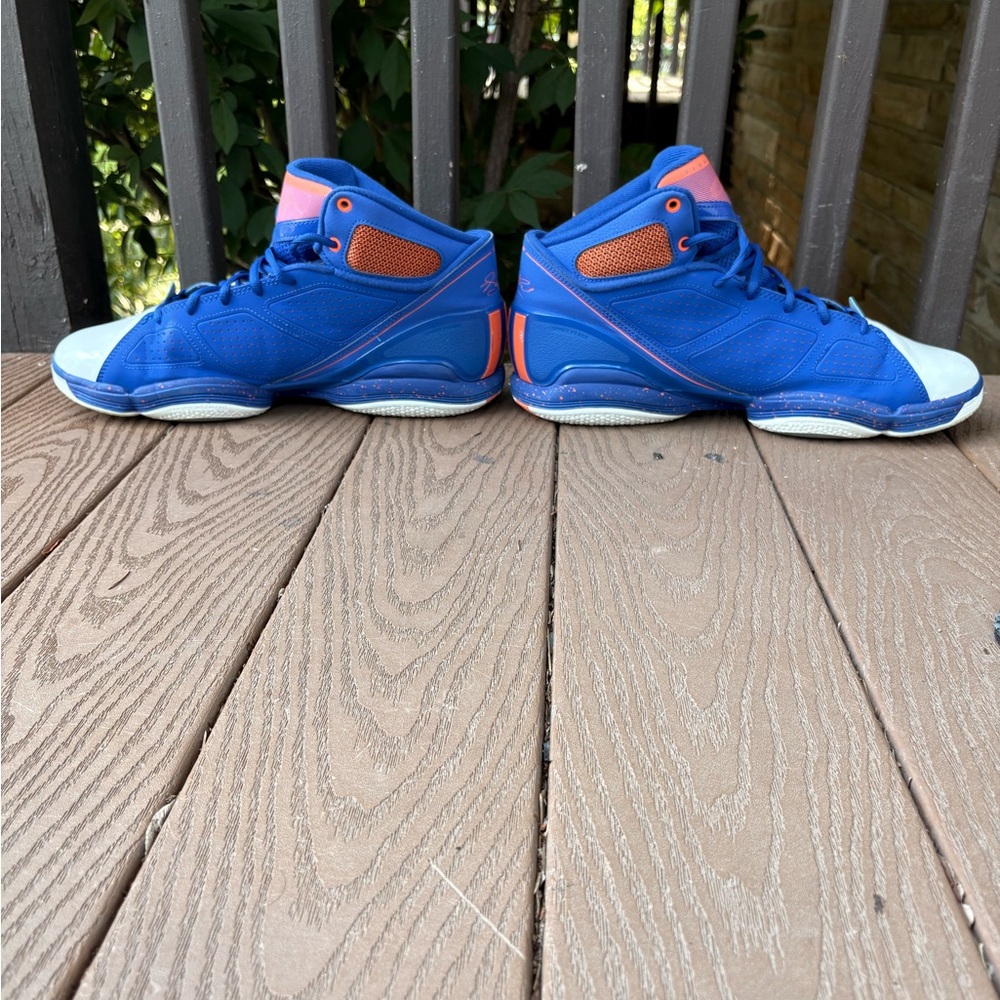 Adizero Rose 1.5 Restomod 'Knicks' - Picture 2 of 5